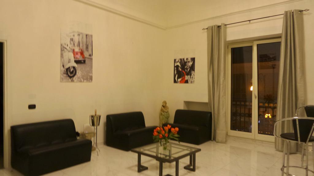 Pompei Holiday Rooms Экстерьер фото